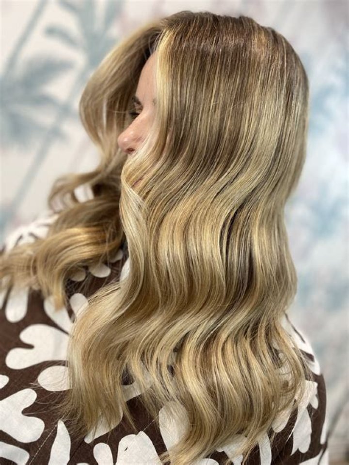 What does full foil mean hair?